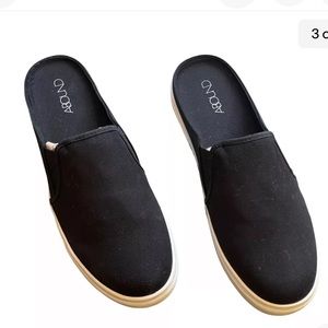 Black Daphne mule slide sneakers from Nordstrom sz 8 ABOUND